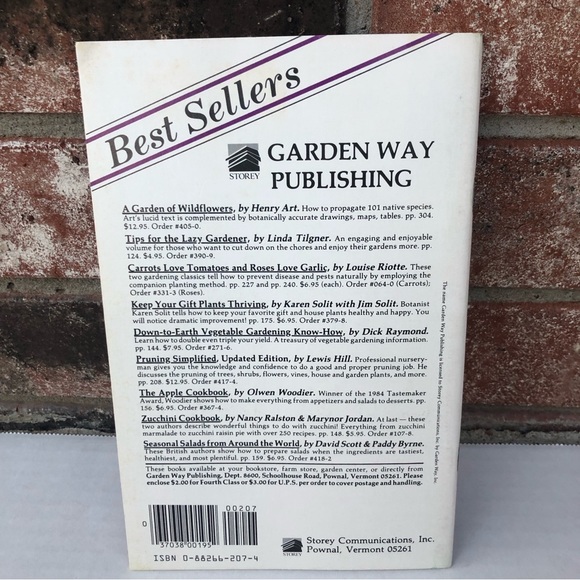 3/$12! Berries, Rasp- & Black Garden Way Publishing Bulletin A-33 Booklet 1979 - Picture 2 of 6